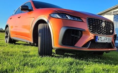 Bild des Angebotes Jaguar F-Pace F-Pace+P550+AWD+SVR