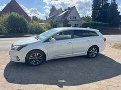 Bild des Angebotes Toyota Avensis 2.0 D-4D Executive*Navi*Leder*SHZ*Kamera