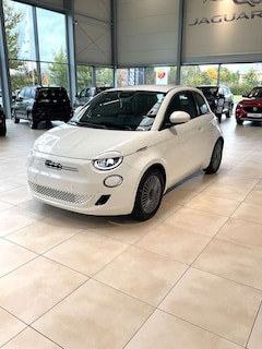 Bild des Angebotes Fiat 500e + Komfort Paket, Style Paket