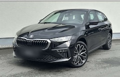 Skoda Scala 1.0 TSI DSG Tour AHK ACC SmartLink Matrix 17Alu