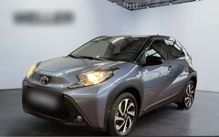 Bild des Angebotes Toyota Aygo X Teamplayer *ACC*CarPlay*CAM*SHZ*Bi-Tone*