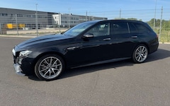 Bild des Angebotes Mercedes-Benz E 63 AMG Garantie,Performance AGA,Leder,NightPaket,DriverPack,Burmester,Comand,CarPlay,Panorama,360-Kamera,MultiBeam,DistronicPlus