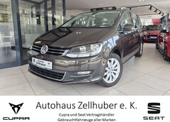 Bild des Angebotes VW Sharan 2.0 TDI DSG Highline *7-Sitz*Pano*El. Heck*