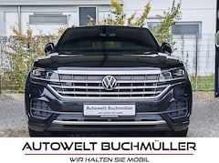Bild des Angebotes VW Touareg 3.0 TDI DSG R-LINE,AHK,ACC,ALLRADL,PANO