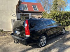 Bild des Angebotes Volvo V70 V70 2.4 D DPF Aut. Momentum