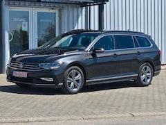 Bild des Angebotes VW Passat 2.0TDI/2xR-LINE/NAVI/LED/STANDHEIZUNG/AHK