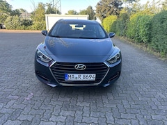 Bild des Angebotes Hyundai i40 i40cw Diesel Kombi 1.7 CRDi Classic