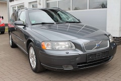 Bild des Angebotes Volvo V70 Kombi D5 Momentum