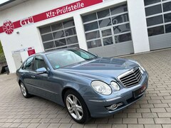 Bild des Angebotes Mercedes-Benz E 200 Limousine /Avantgarde/1.HAND/Bi-Xenon/Navi