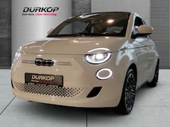 Bild des Angebotes Fiat 500e La Prima 42kwh Kamera, Parksensoren, Navi, Klimaau