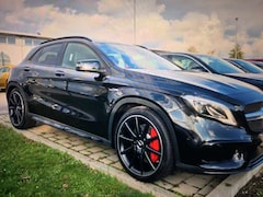 Mercedes-Benz GLA 45 AMG AMG GLA 45 4Matic AMG Speedshift 7G-DCT