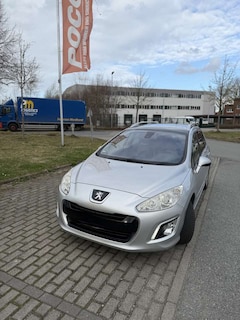 Bild des Angebotes Peugeot 308 SW HDi FAP 110 Business Line Niveau 2