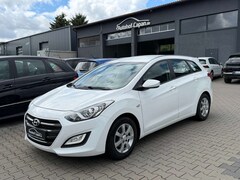 Bild des Angebotes Hyundai i30 i30 cw blue Classic/AHK/2.Ha/ZV/TÜV 02.27/Eu6/