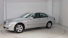 Bild des Angebotes Mercedes-Benz E 320 4Matic * Bi- Xenon * STHZ * Elegance
