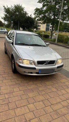 Bild des Angebotes Volvo V40 2.0T