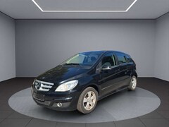 Bild des Angebotes Mercedes-Benz B 160 PDC v+h/SHZ/AHK/Navi/Xenon+++