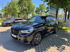 Bild des Angebotes BMW X5 xD 45 e MSport*Panorama*Laserlic*Head Up*360°