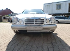 Bild des Angebotes Mercedes-Benz E 240 Elegance
