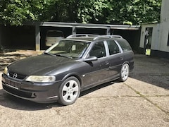 Opel Vectra Vectra 2.2 Caravan Elegance