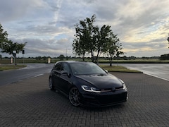 VW Golf GTI Performance