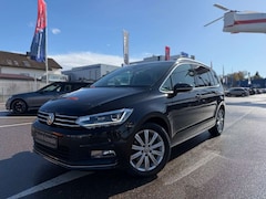 Bild des Angebotes VW Touran Highline AHK Tempomat/SHZ/RFK