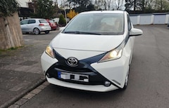 Bild des Angebotes Toyota Aygo x-play touch TÜV bis 02/2028