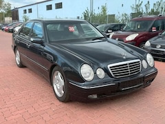 Bild des Angebotes Mercedes-Benz E 280 AVANTGARDE*TEMPOMAT*KLIMA*NAVI*SHZ*V6MOTOR