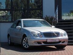 Bild des Angebotes Mercedes-Benz E 220 CDI Autom. Navigation PDC Standheizung