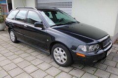 Bild des Angebotes Volvo V40 1.8i Comfort Xenon Leder Klimautomatik Sitzhzg ALU