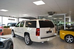 Bild des Angebotes Chevrolet Suburban 5.3L V8 LTZ 4X4- 7-Sitzer