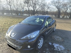 Bild des Angebotes Peugeot 207 207 CC 120 VTi Roland Garros