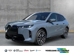 Bild des Angebotes BMW iX 60 M Sport Park-Assistent Sportpaket HUD Luftfeder