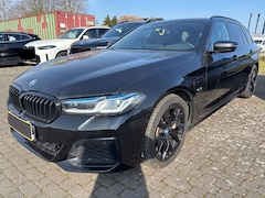 Bild des Angebotes BMW 530 e xDrive M Sportpaket Pano/K-Sitze/H&K/Laser