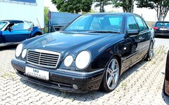 Bild des Angebotes Mercedes-Benz E 55 AMG /SHEFT/LEDER/XENON/DESIGNO/PDC/TEMP/