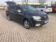 Bild des Angebotes Dacia Logan MCV II Kombi Stepway Behindertenfahrzeug