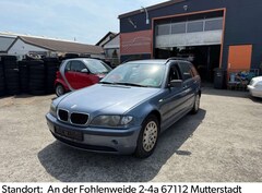 Bild des Angebotes BMW 318 i Touring/TÜV/TEMPOMAT/NAVI