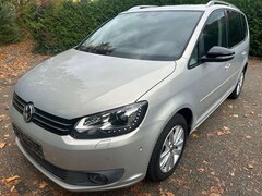 Bild des Angebotes VW Touran Style BMT 1,6 TDI XENON PANO KLIMA ALU
