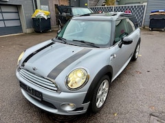 Bild des Angebotes MINI Cooper Clubman Cooper Automatik Panorama SHZ BT TÜV 07/2027