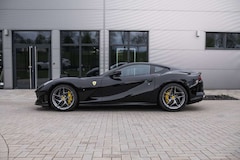 Bild des Angebotes Ferrari 812 Superfast-Garantie-Lift-ohne OPF-Kofferset