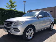 Bild des Angebotes Mercedes-Benz ML 350 ML 350 BlueTEC 4MATIC 7G-TRONIC Edition 1