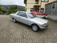 Bild des Angebotes Mercedes-Benz CE 230 W123