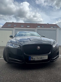 Bild des Angebotes Jaguar XF 20d AWD Aut. Prestige
