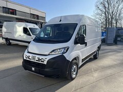 Bild des Angebotes Fiat Ducato 35 L2H2 AHK Navi RüKa CarPlay Allwetter