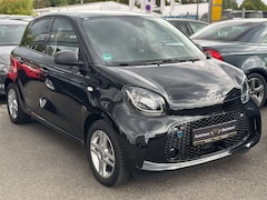 Bild des Angebotes smart forFour Smart ForFour EQ PANO-LED-NAVI-CAM-SHZ-SCHECKHEF