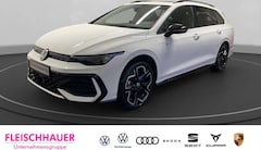 VW Golf Variant R-Line BlackStyle HarmanKardon Kamera Pano