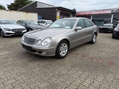 Bild des Angebotes Mercedes-Benz E 240 AUTOMATIK 2.HD Xenon Sitzhz Alus PDC vo+ht
