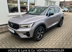 Bild des Angebotes Volvo XC40 B4 Automatik Plus Dark MY2026 -26%