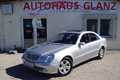 Bild des Angebotes Mercedes-Benz E 320 E 320 4Matic Standh*Airmatic*GSD