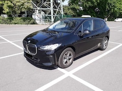 Bild des Angebotes BMW 220 2er Active Tourer 220i Active Tourer Aut.