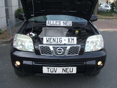 Bild des Angebotes Nissan X-Trail 2,2 dCi*4x4*WENIG-KM*A.H.K.*2.HAND*a.w.TÜV-NEU